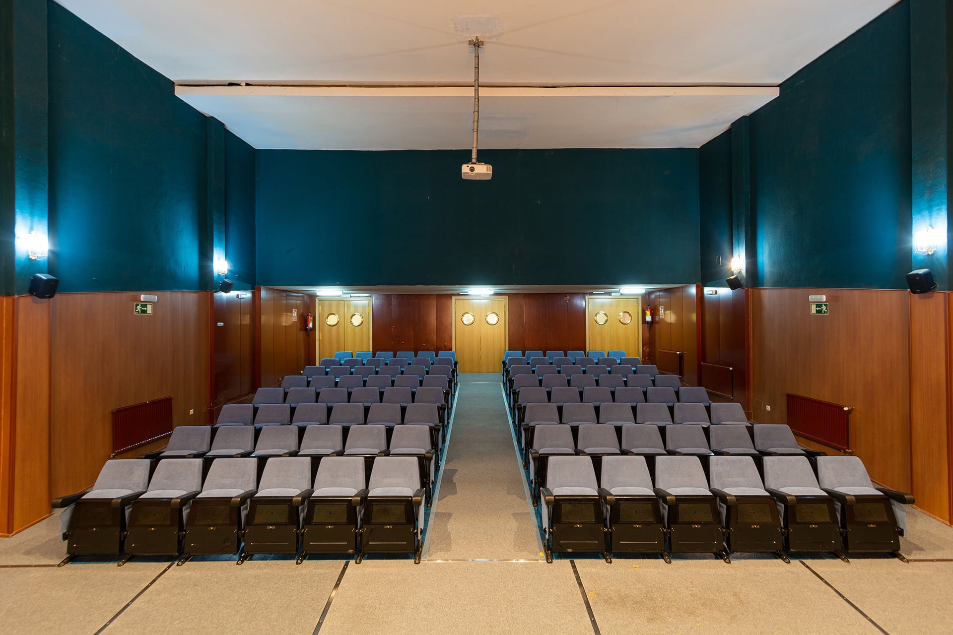 Salón de Actos Residencia Juan Pablo II