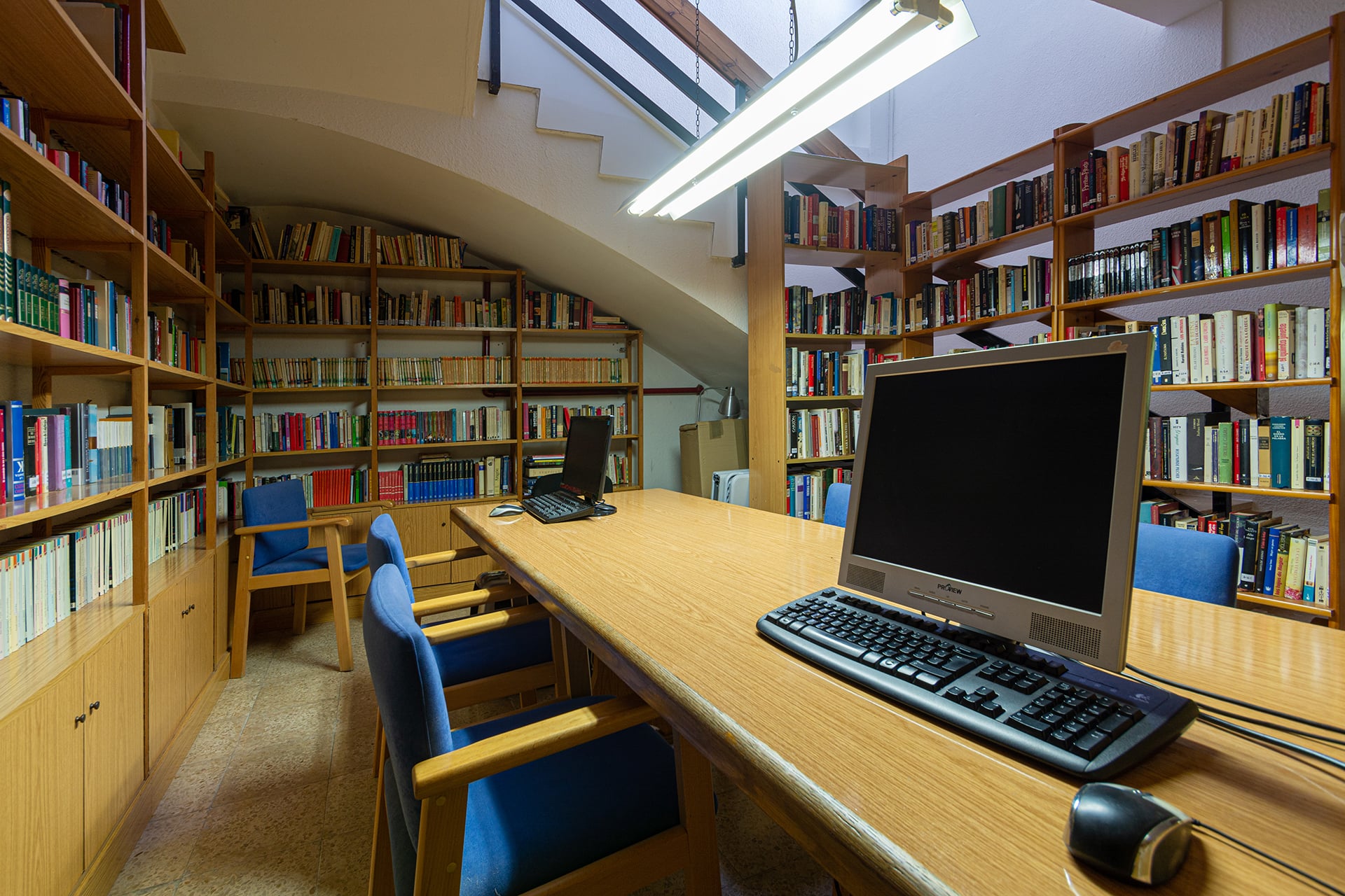 Biblioteca residencia Juan Pablo II